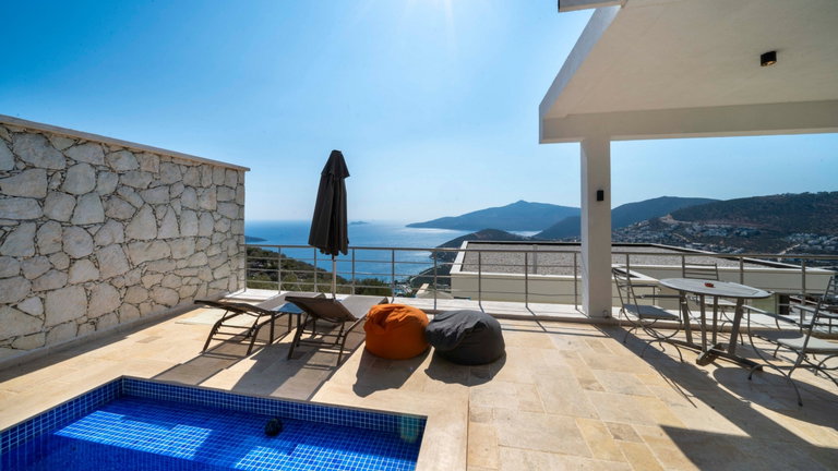 Private pool at Villa Mini Arden with a view over Kalkan bay